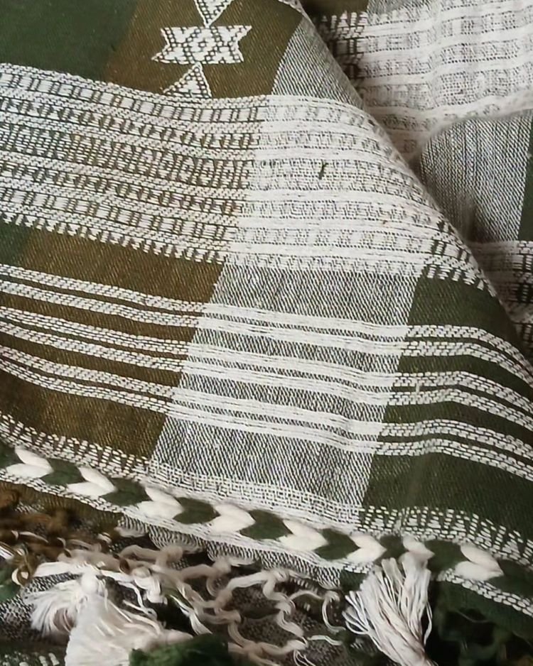 Bhujodi Saree Handwoven in Kala Cotton – (BHUJ0009) - Image 2