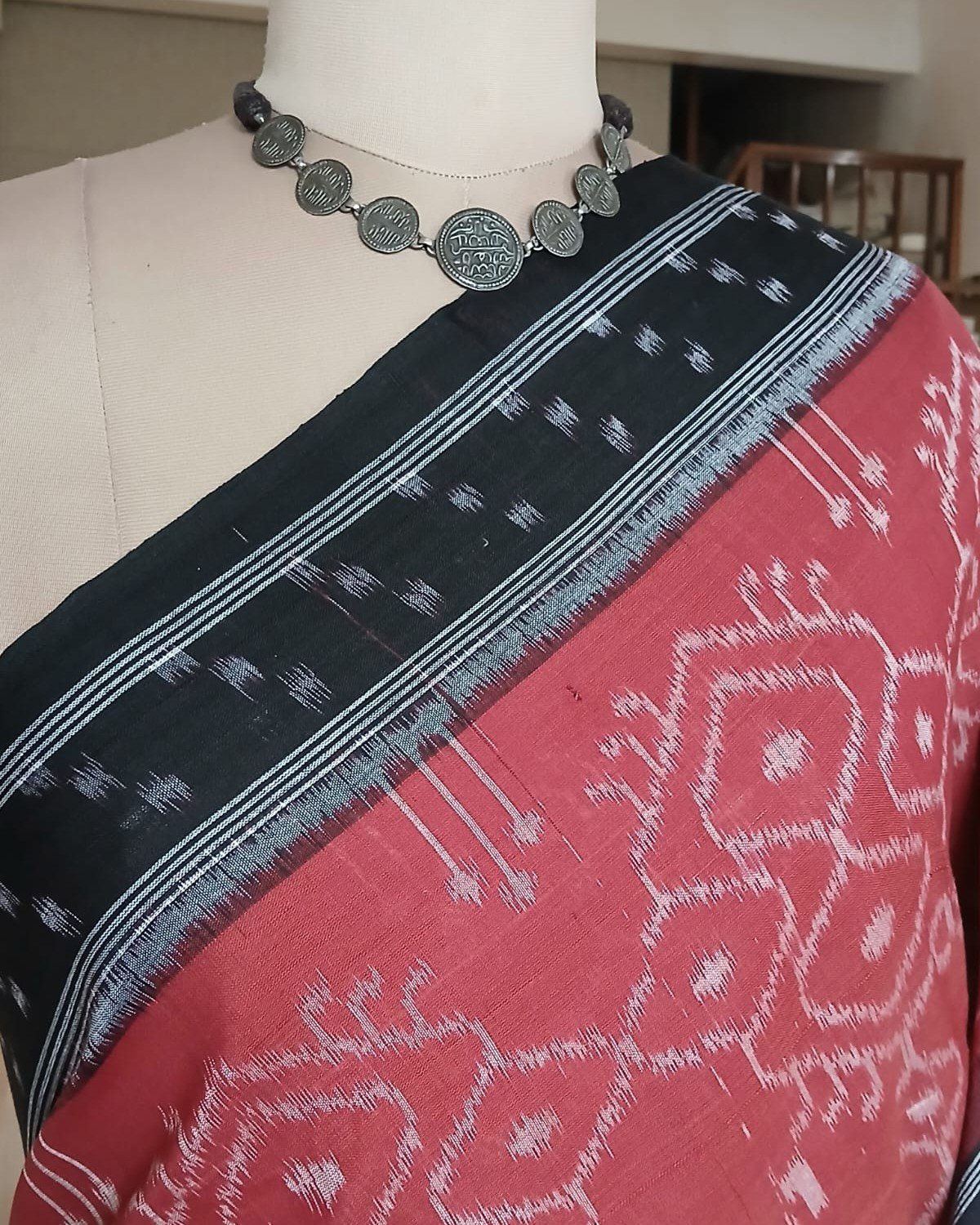 Nuapatna Cotton Single Ikat Handloom Saree - (NSIS0040) - Image 3