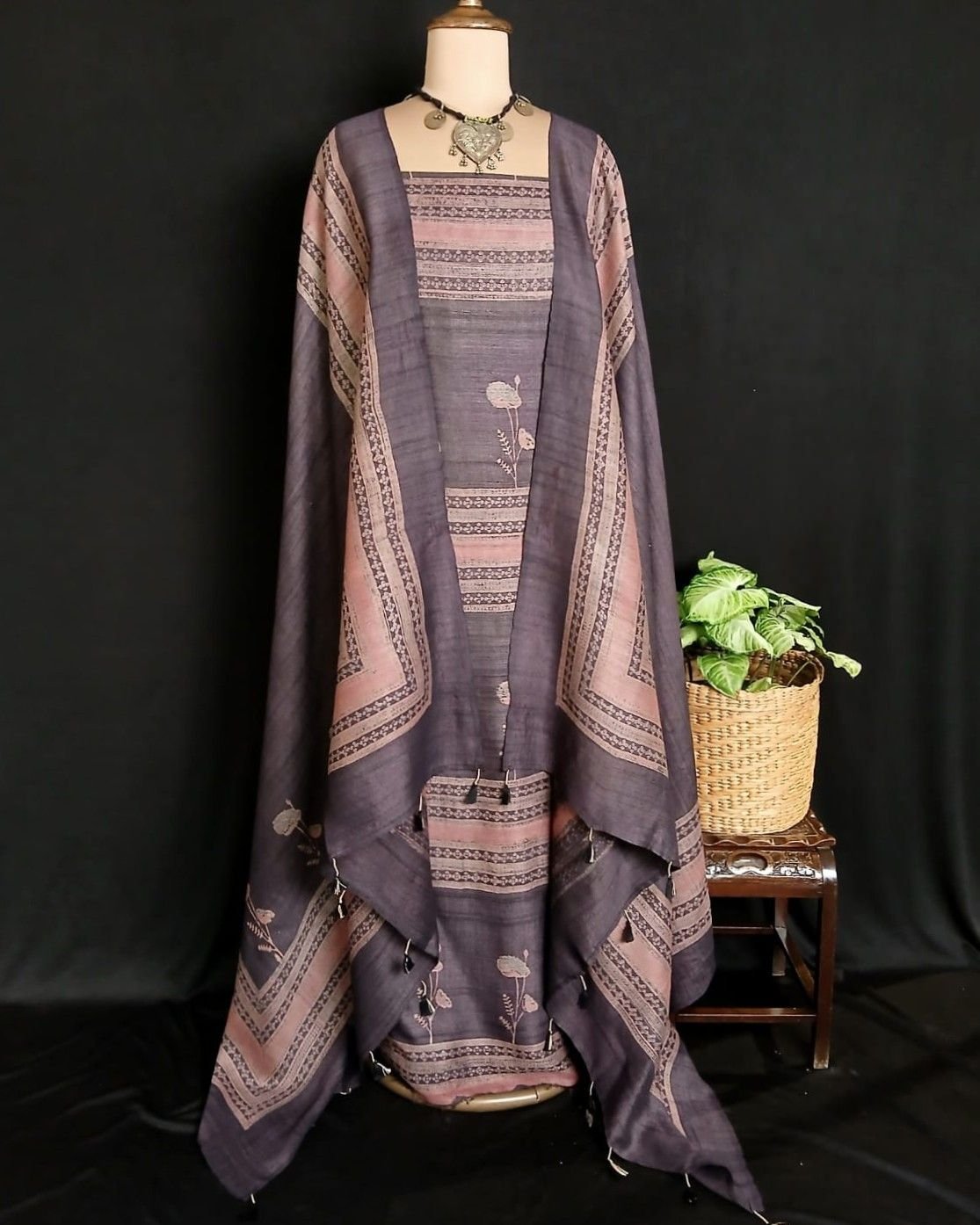 Two-Piece Salwar Set in Pure Desi Tussar Silk – (TPSS0008) - Image 2