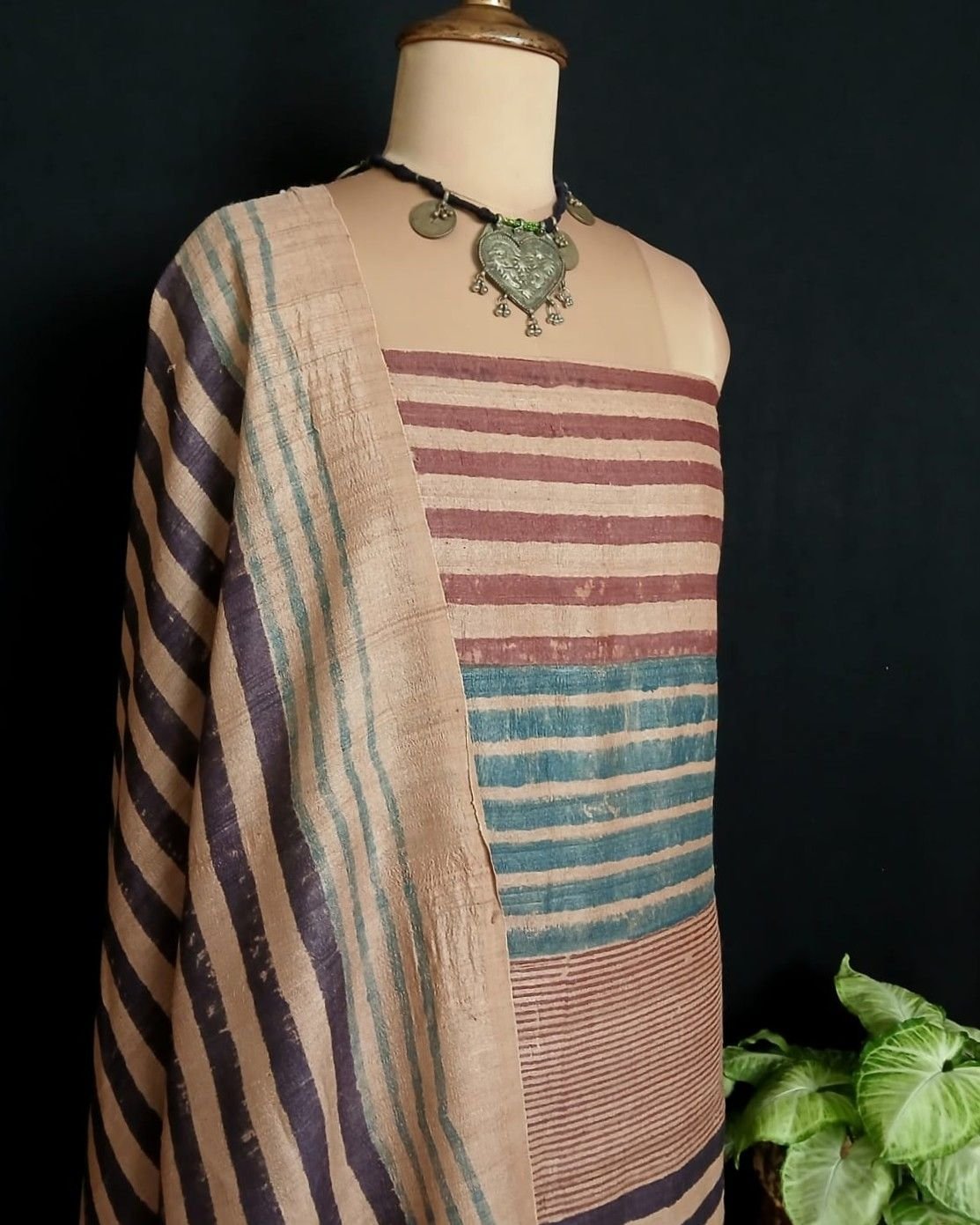 Two-Piece Salwar Set in Pure Desi Tussar Silk – (TPSS0009) - Image 3