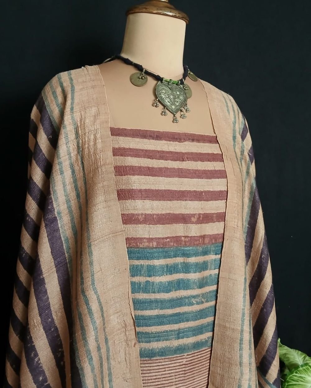 Two-Piece Salwar Set in Pure Desi Tussar Silk – (TPSS0009) - Image 6