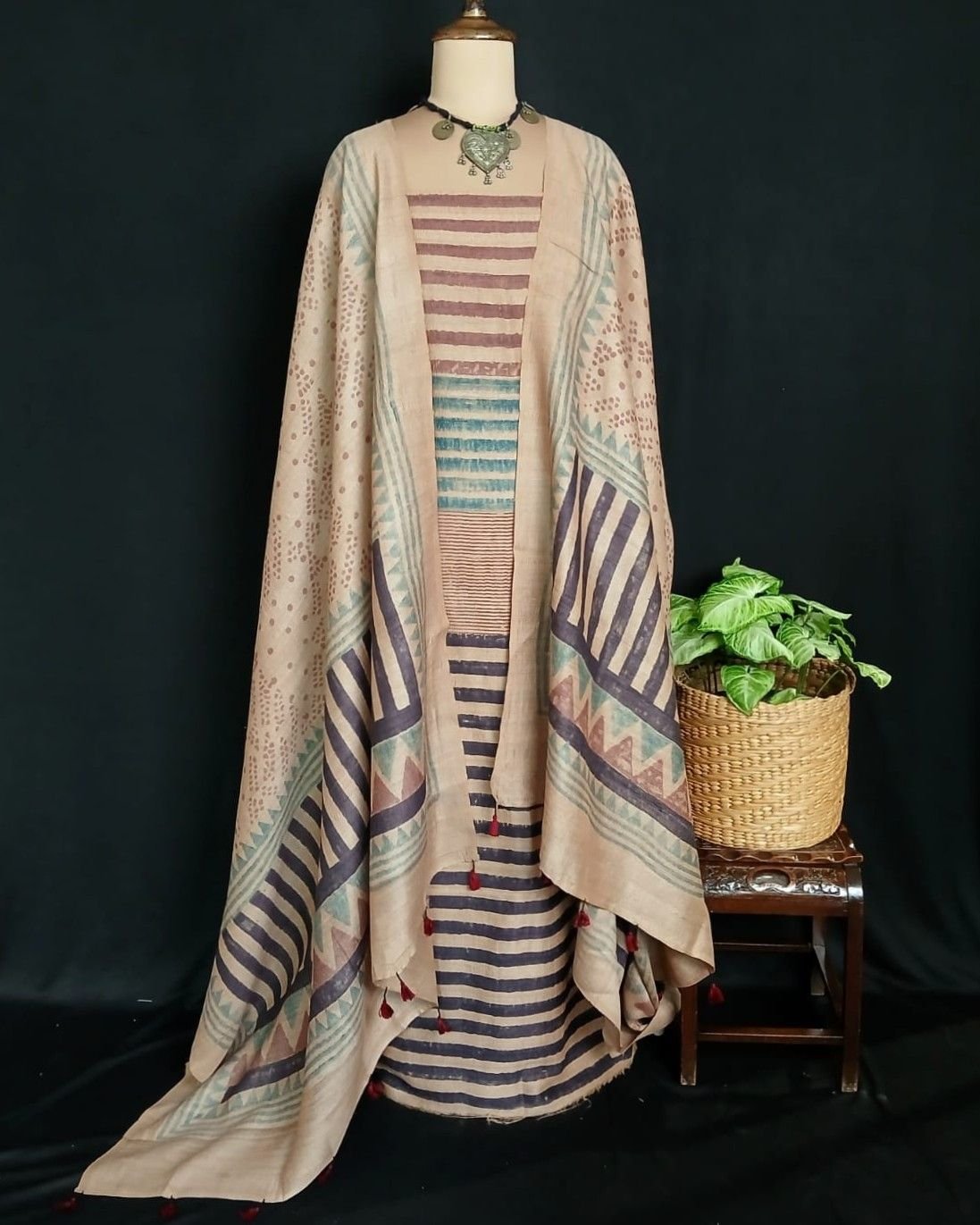 Two-Piece Salwar Set in Pure Desi Tussar Silk – (TPSS0007) - Image 5