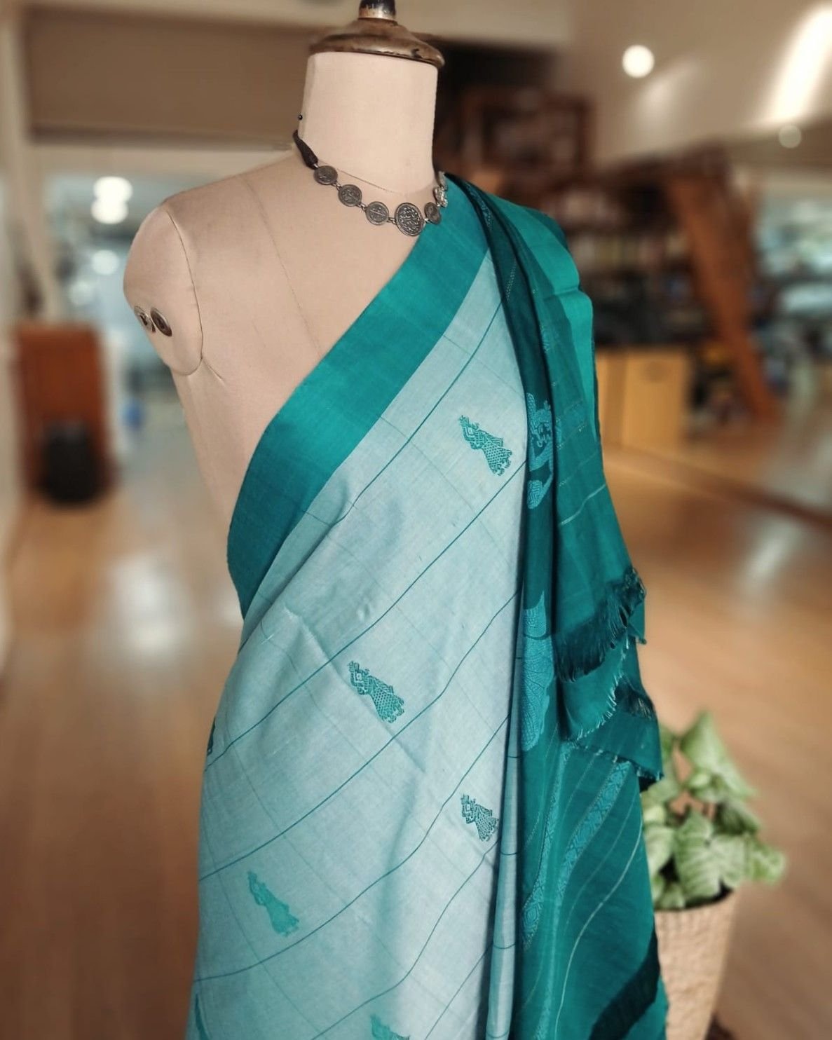 Checked Gollabhama handweave saree – (WGHS0002) - Image 2