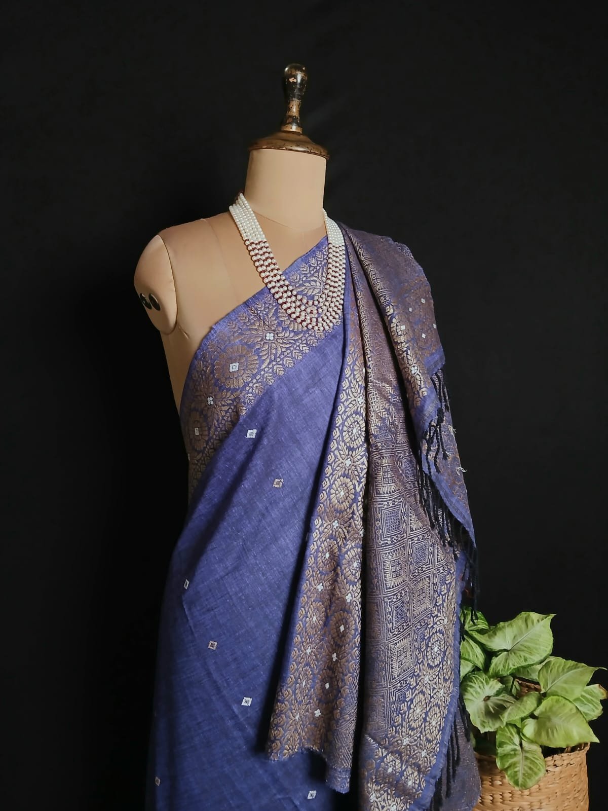 Ahimsa Eri Silk saree from Sualkuchi in Assam – (AESS0022) - Image 5