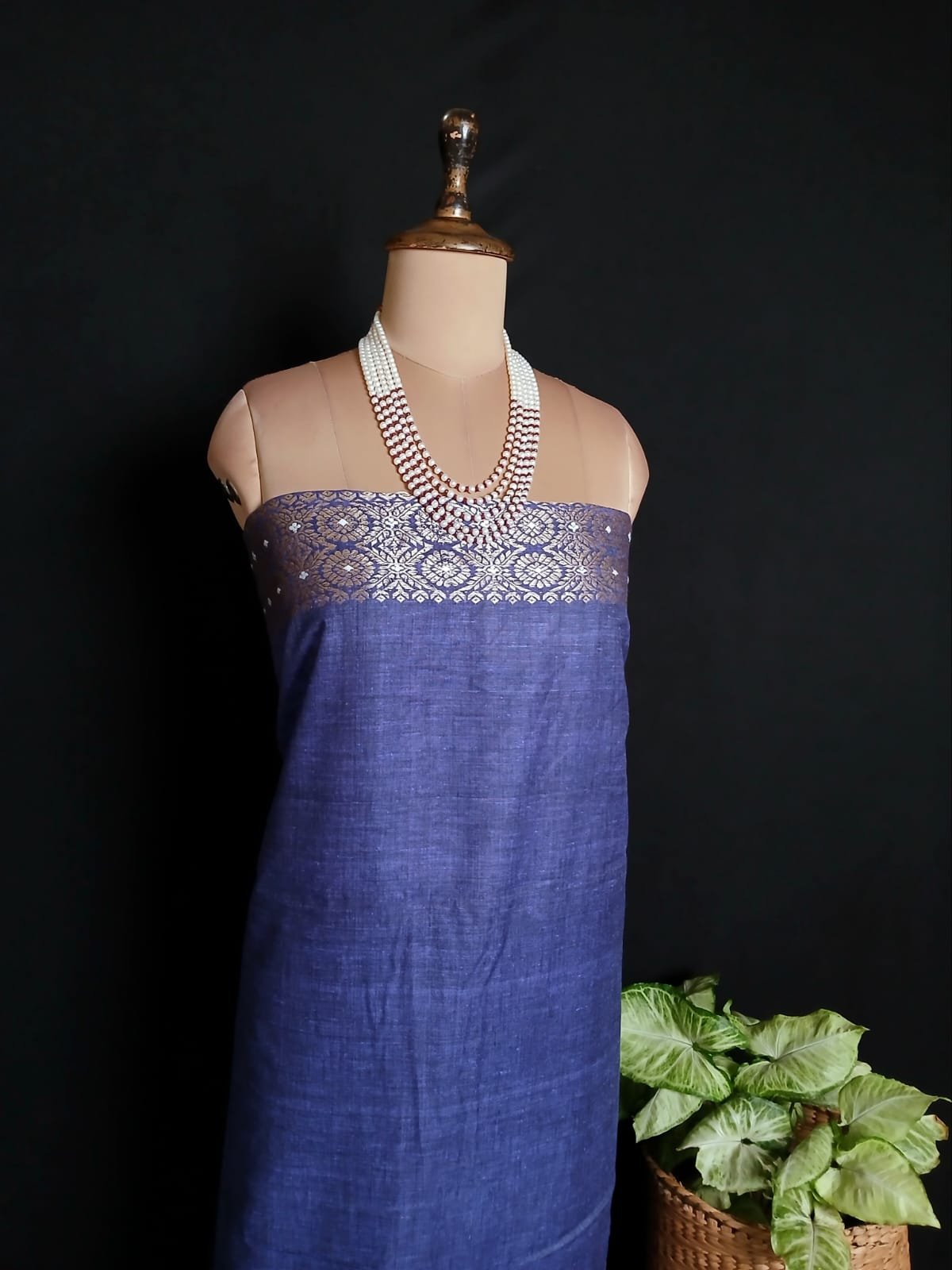 Ahimsa Eri Silk saree from Sualkuchi in Assam – (AESS0022) - Image 7