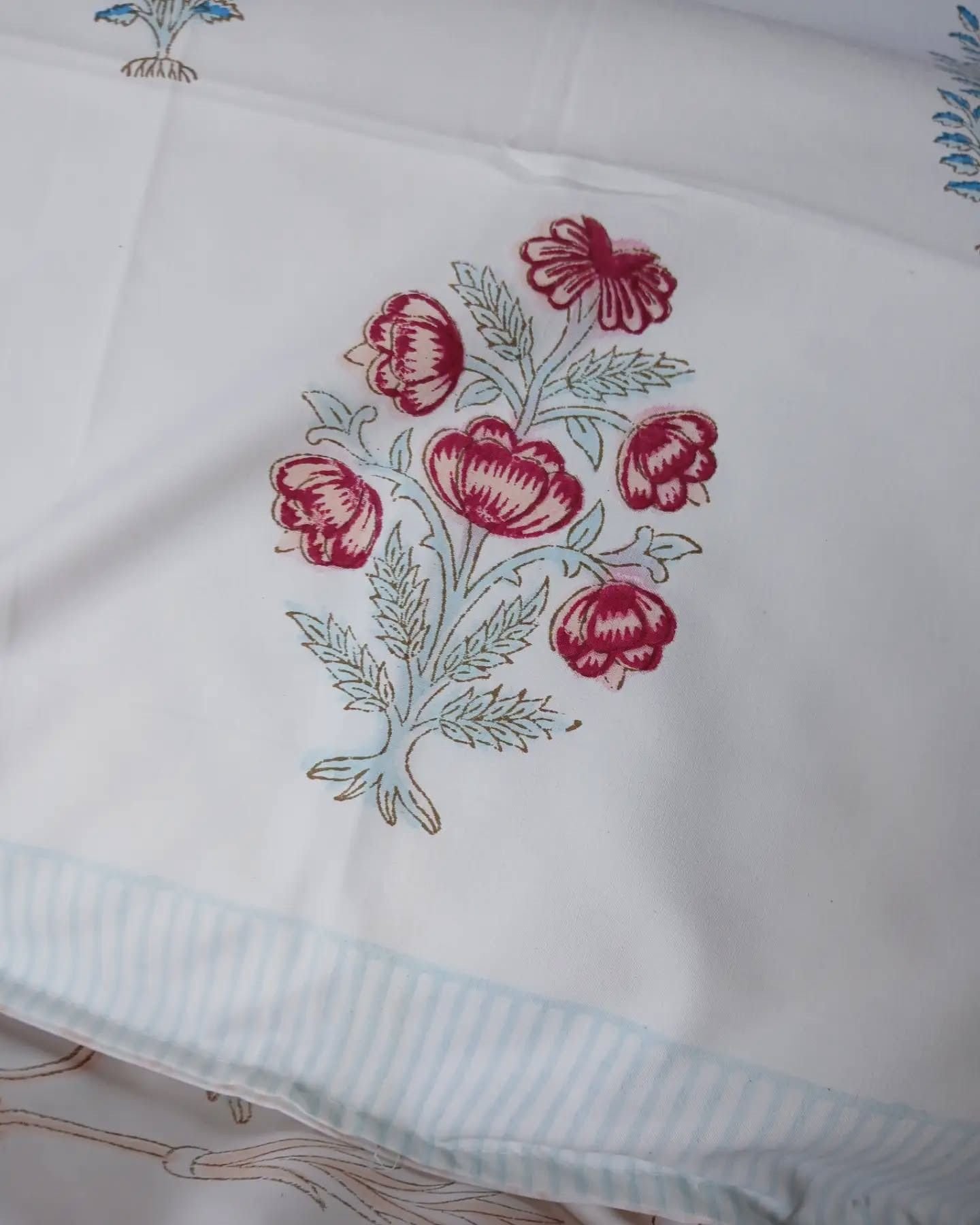 Blockprint Large King Double Bedsheet with Matching Pillowcases (108×108) – (HDBS0010) - Image 3