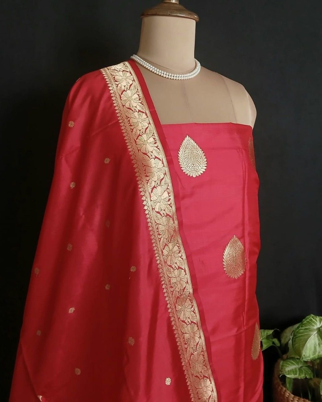 Banarasi 3-piece Pure Silk Salwar Set - (MPSS0008) - Image 3
