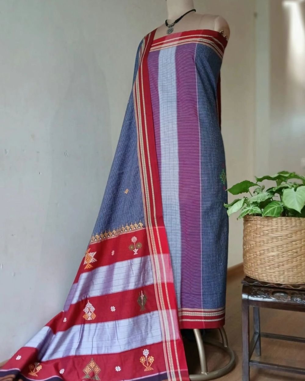 Kasuti Embroidered Saree – (KEDS0006) - Image 11