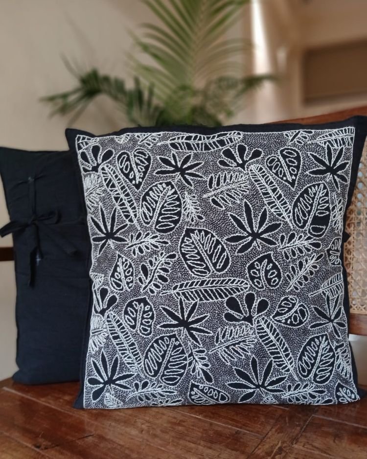 Set of 2 Tropical Fern Leaf Reverse Kantha Cushion Covers – (CUSH1004) - Image 5