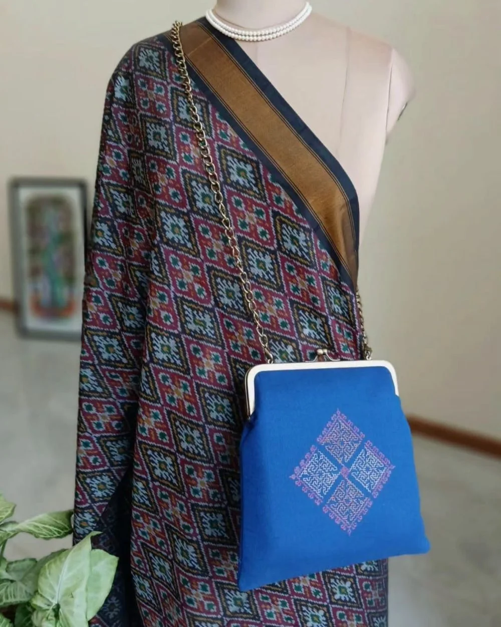 Kasuti Embroidered Purse (KSTP1013) - Image 2