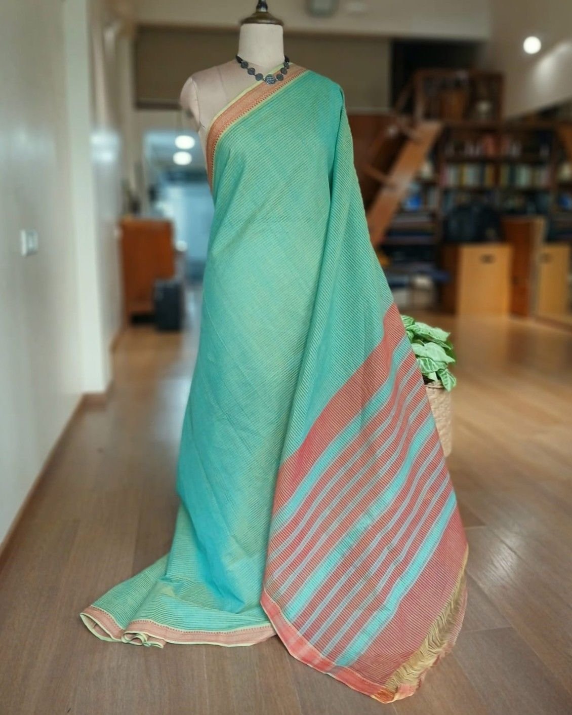 Mangalagiri Handweave Cotton Saree - (MHCS0020) - Image 2