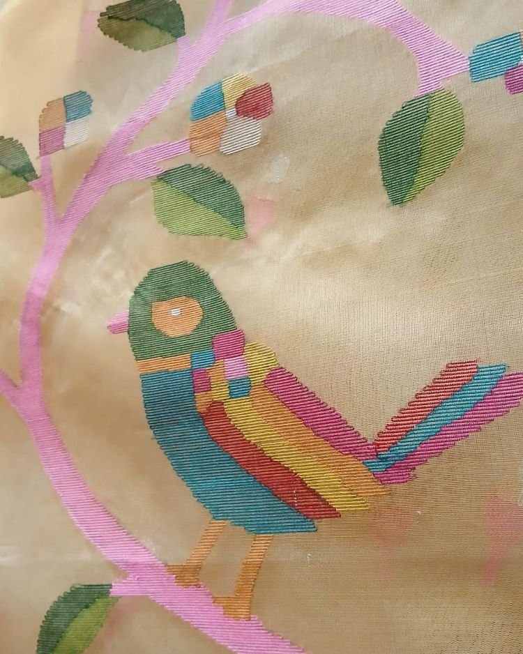 Hand Jamdani in Mulberry Silk with Bird Motifs – (SJMS1187) - Image 3