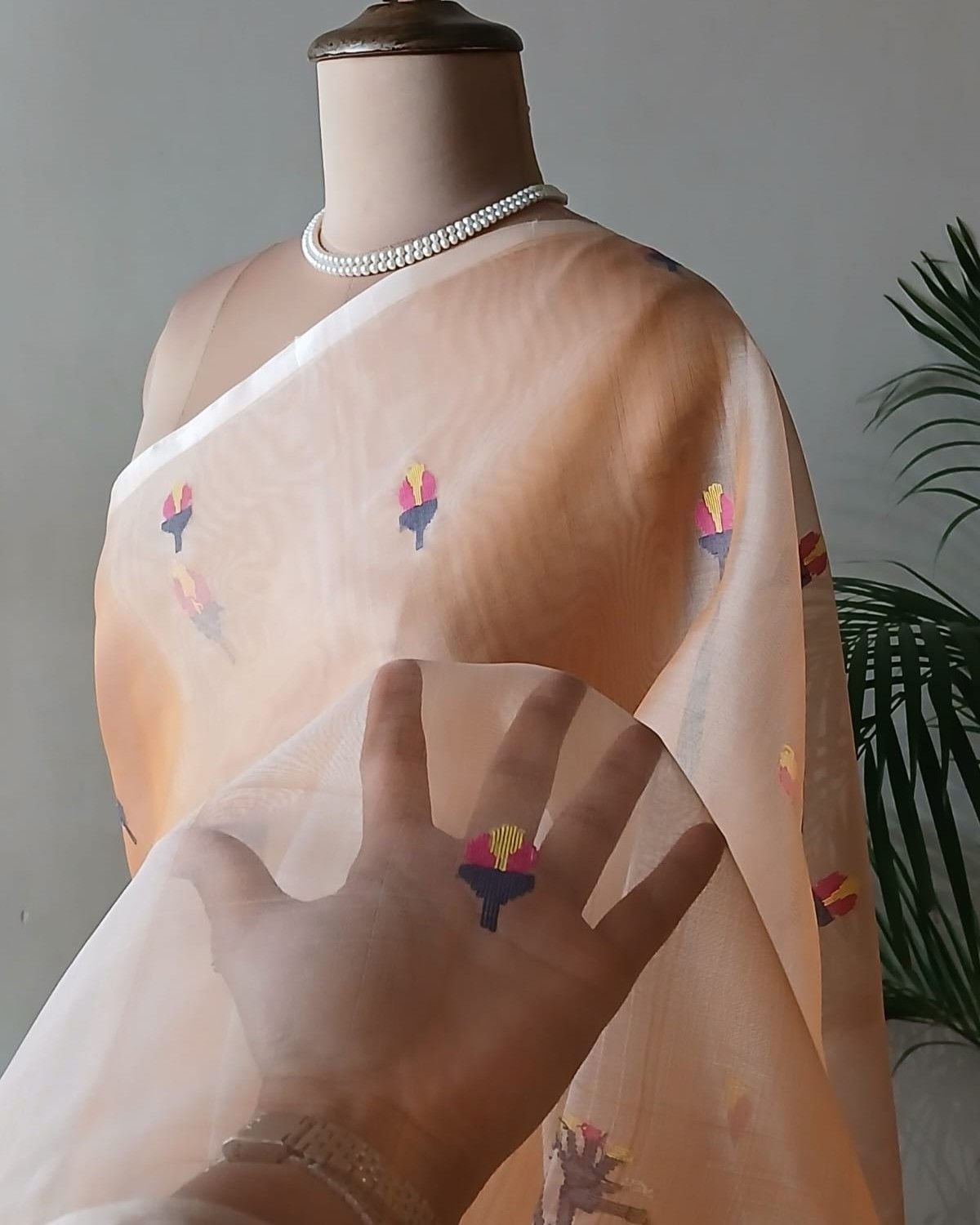 Hand Jamdani in Mulberry Silk with Bird Motifs – (SJMS1169) - Image 4