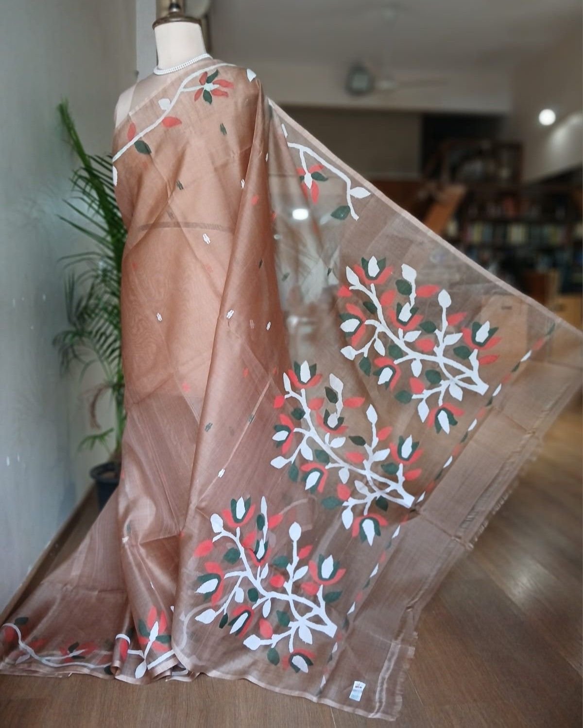 Hand Jamdani in Mulberry Silk with Floral Motifs – (SJMS1196)