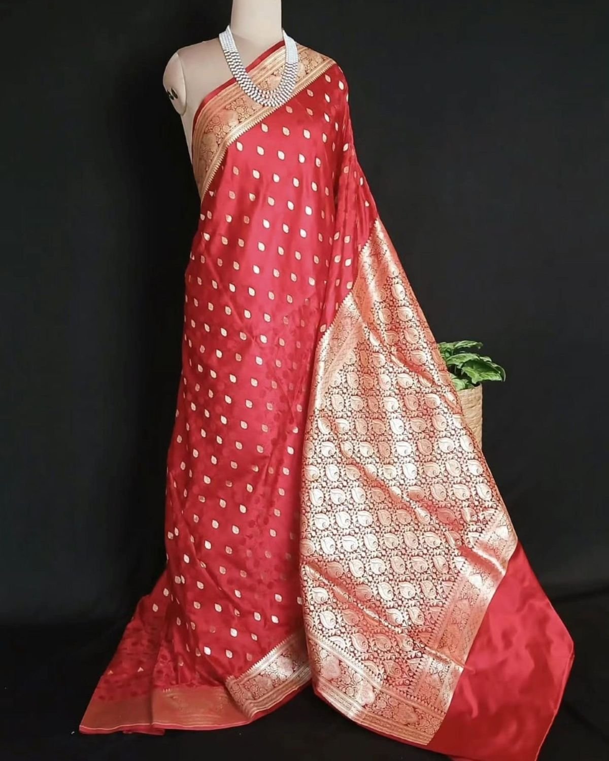 Banarasi Tanchoi Saree – (BTTJ0015)