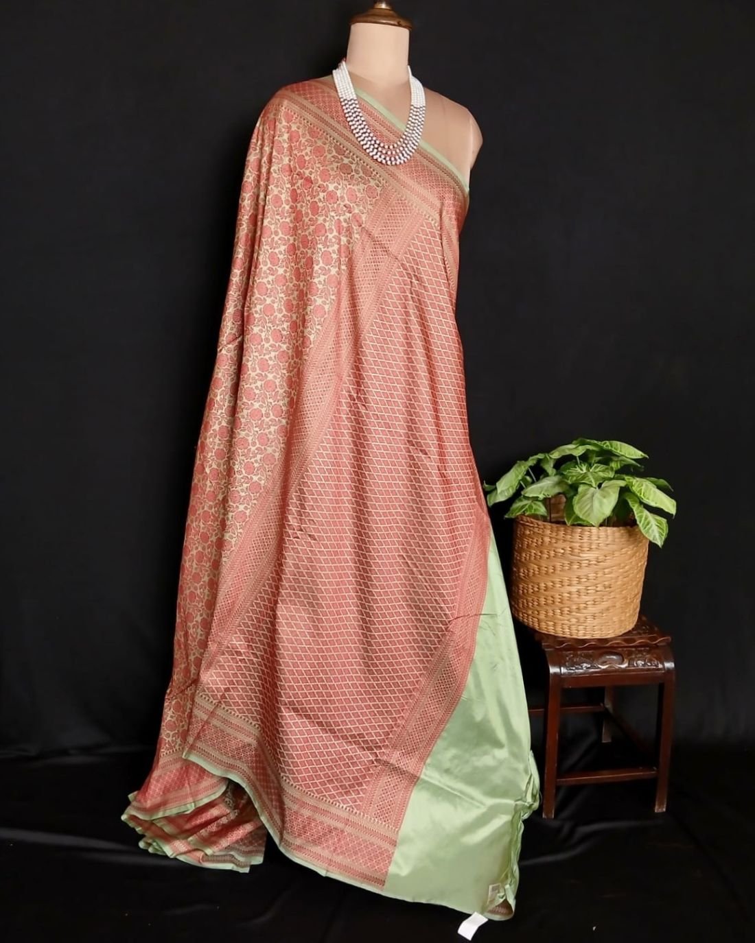 Grand Resham Banarasi in Pure Silk Saree - (RBSS0004) - Image 7