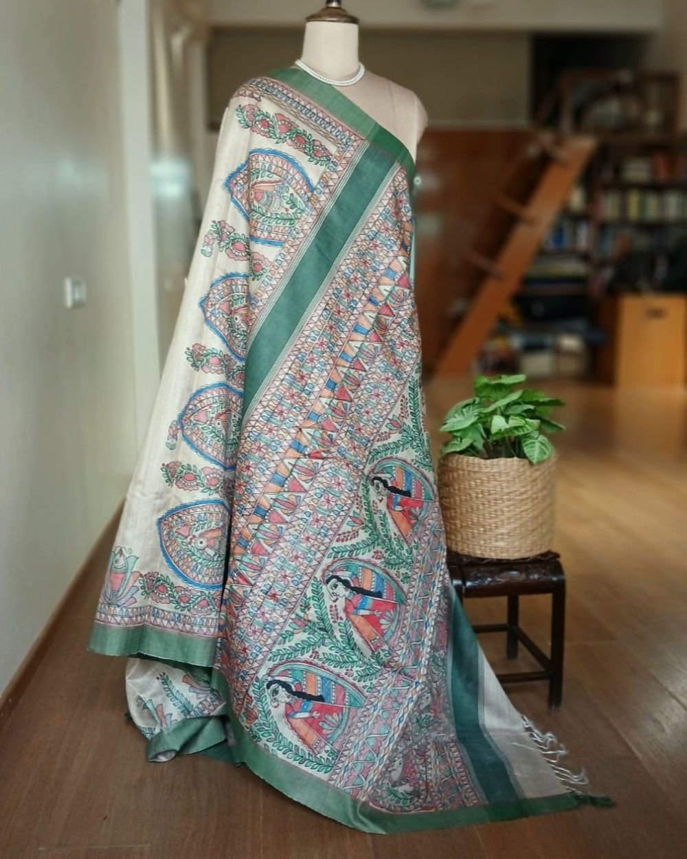 Madhubani on Tussar Silk – (MADT0060) - Image 9