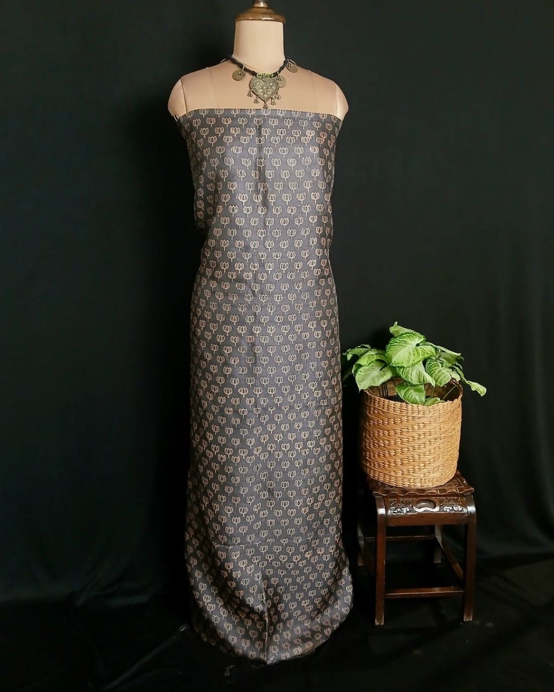 Two-Piece Salwar Sets in Pure Tussar Silk – (TPSS0003) - Image 2