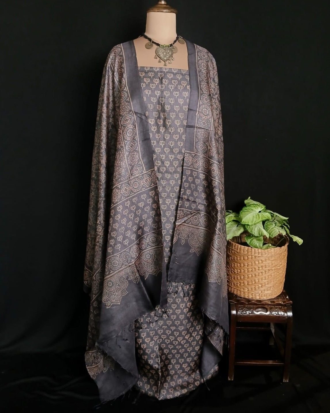 Two-Piece Salwar Sets in Pure Tussar Silk – (TPSS0003) - Image 6