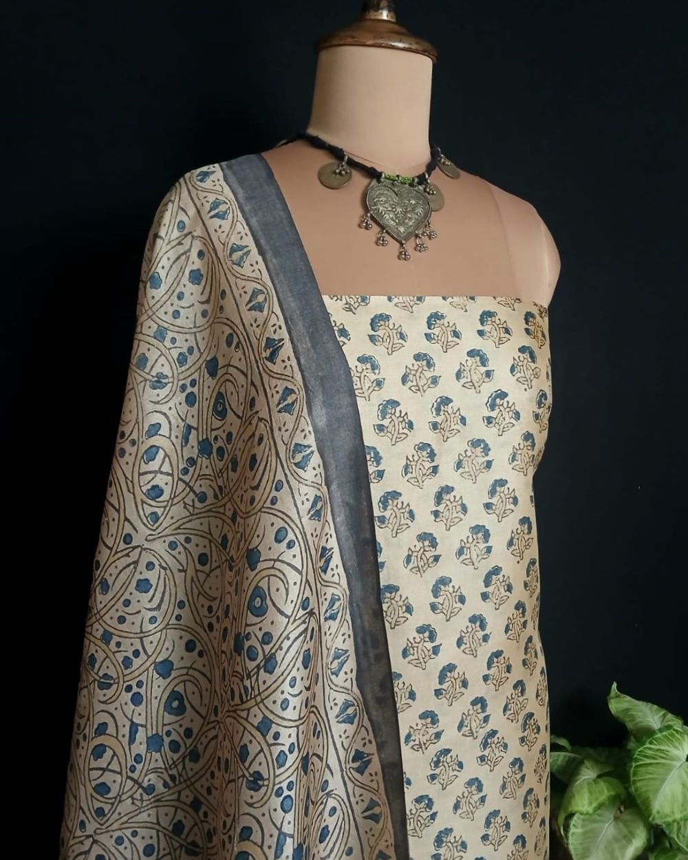 Two-Piece Salwar Sets in Pure Tussar Silk – (TPSS0004) - Image 4