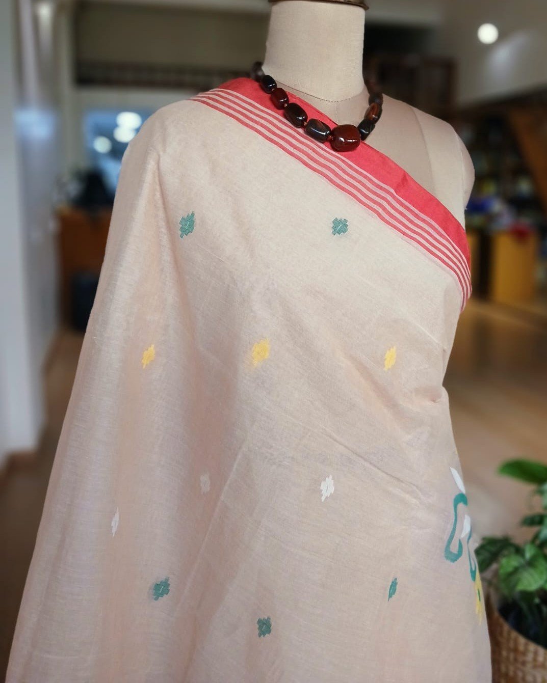 Crisp Cotton Hand Jamdani from Phulia in West Bengal – (CCHJ0022) - Image 9