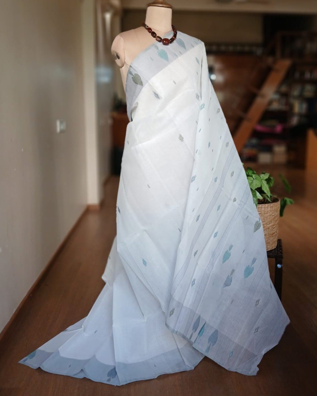 Crisp Cotton Hand Jamdani Saree – (CCHJ0024) - Image 4