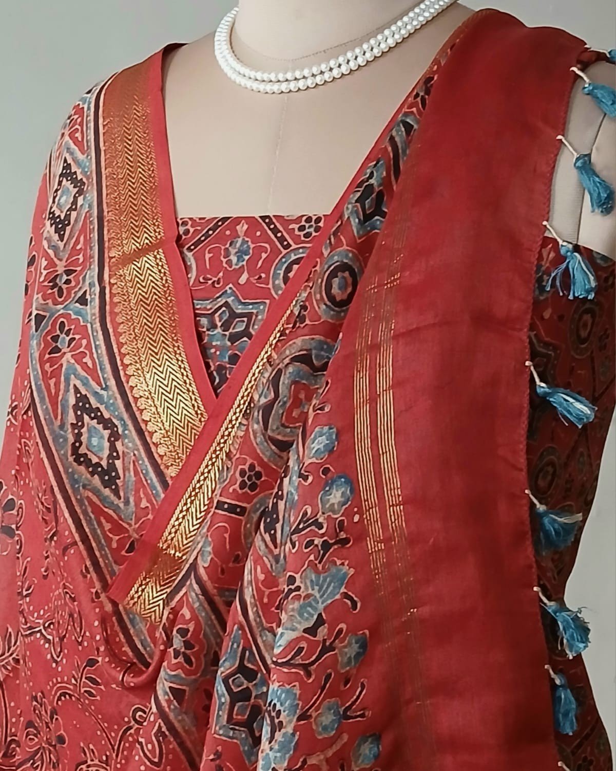 Two-piece salwar set in Maheshwari Silk Cotton - (SSMS0010)