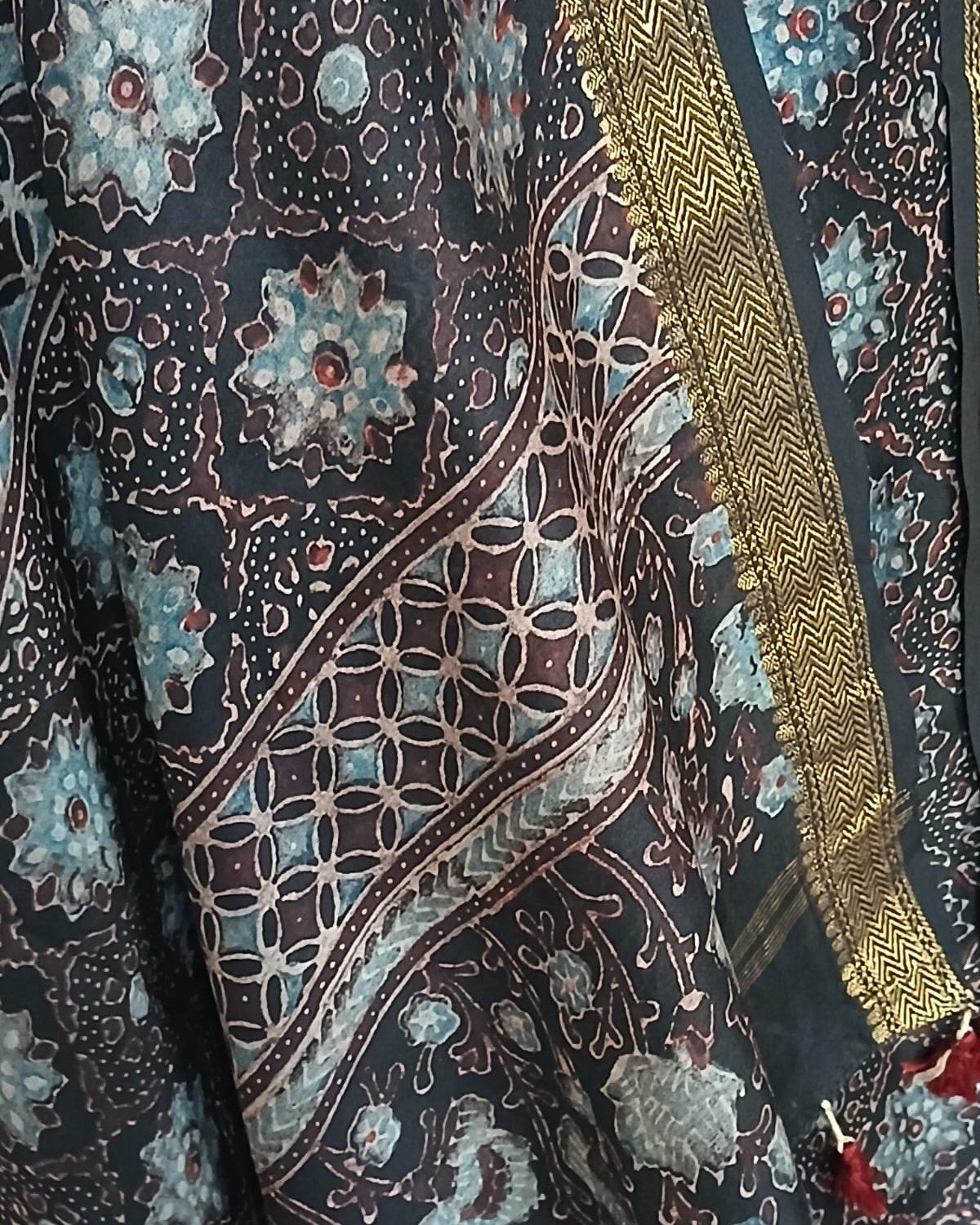 Two-piece salwar set in Maheshwari Silk Cotton - (SSMS0011) - Image 5