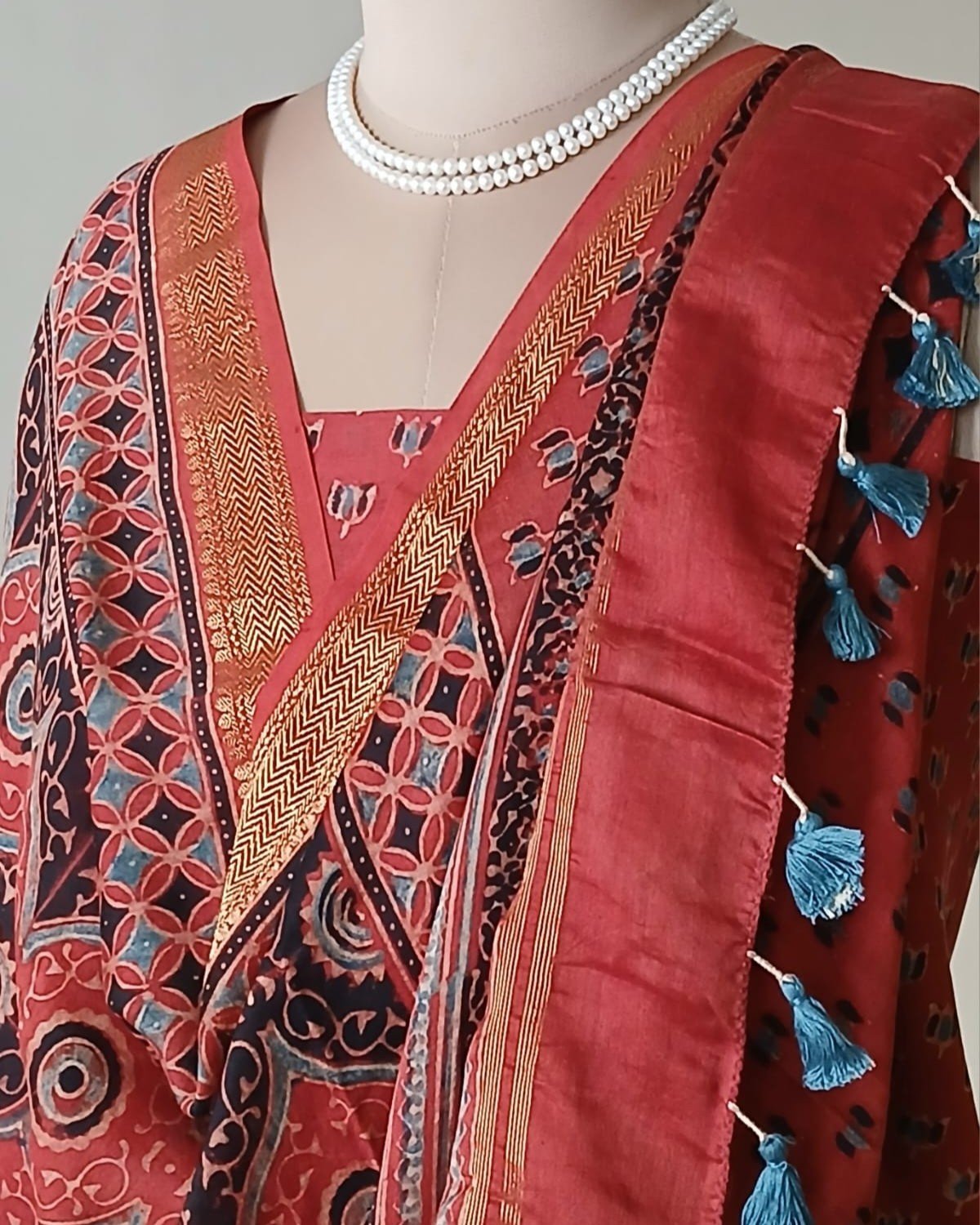 Two-piece salwar set in Maheshwari Silk Cotton - (SSMS0006)