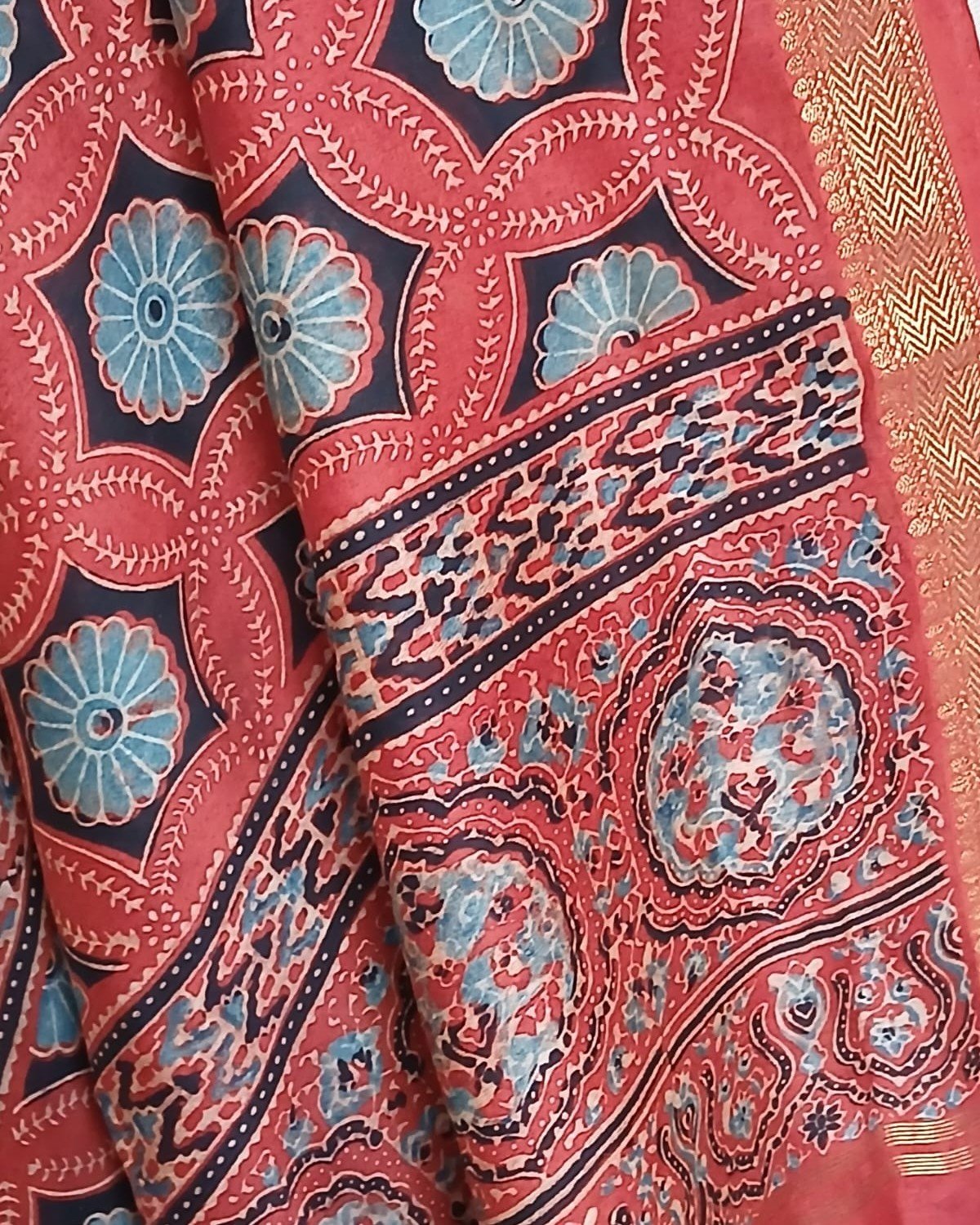 Two-piece salwar set in Maheshwari Silk Cotton - (SSMS0008) - Image 6
