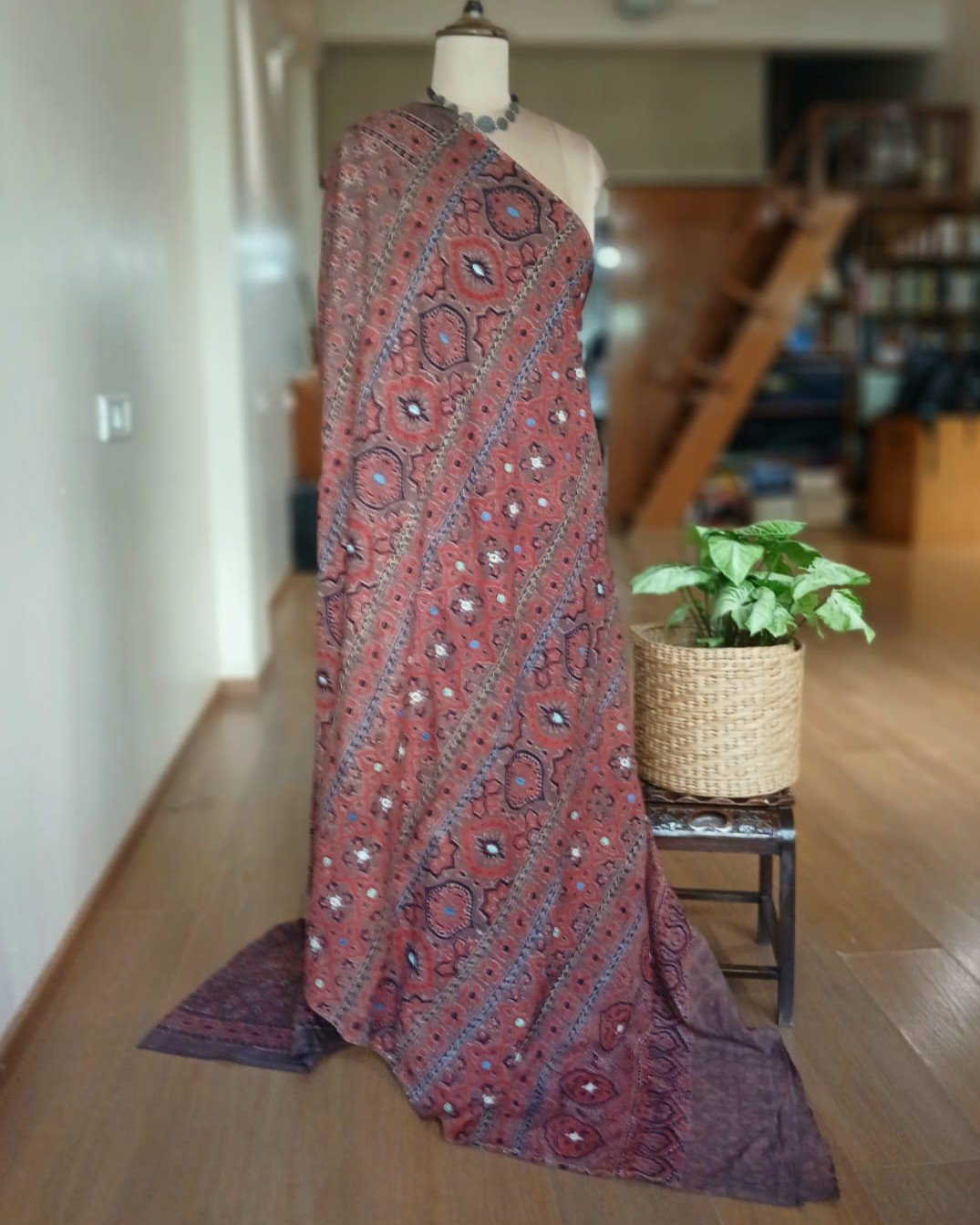 Barmer Ajrakh with Embroidered Palla Mul Cotton Saree – (AMCE0018) - Image 7