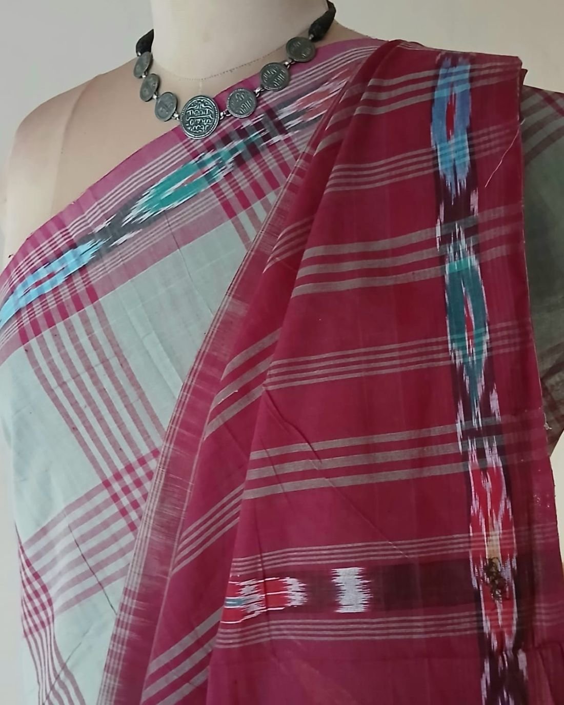 Checked Cotton Saree Handwoven in Machilipatnam (Bandar Saree) - (BSCC0001) - Image 6