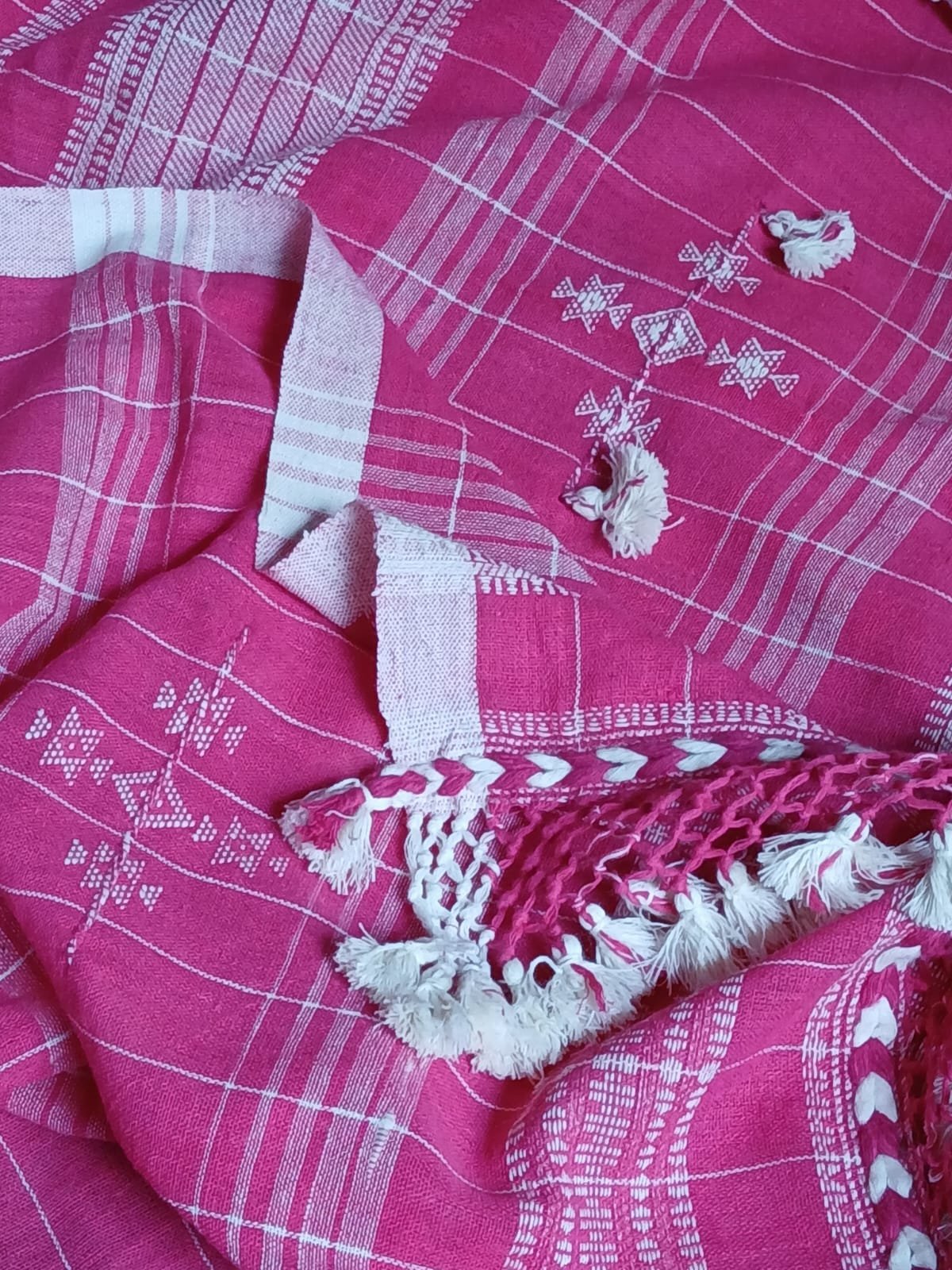 Bhujodi Saree Handwoven in Kala Cotton – (BHUJ1128) - Image 4
