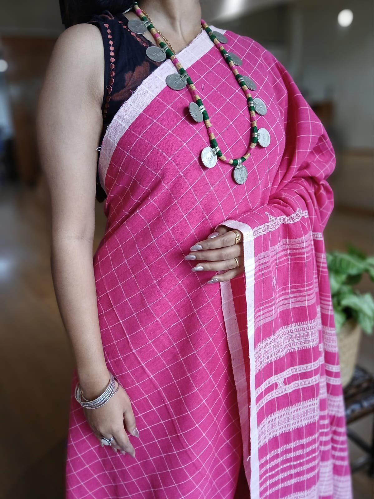 Bhujodi Saree Handwoven in Kala Cotton – (BHUJ1128) - Image 3
