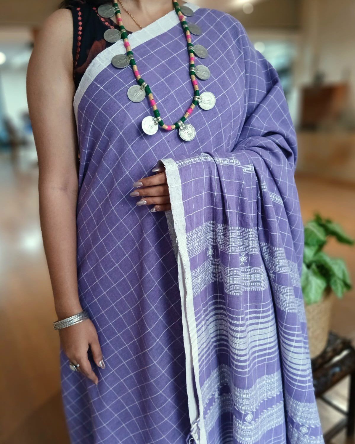 Bhujodi Saree Handwoven in Kala Cotton – (BHUJ1127) - Image 2