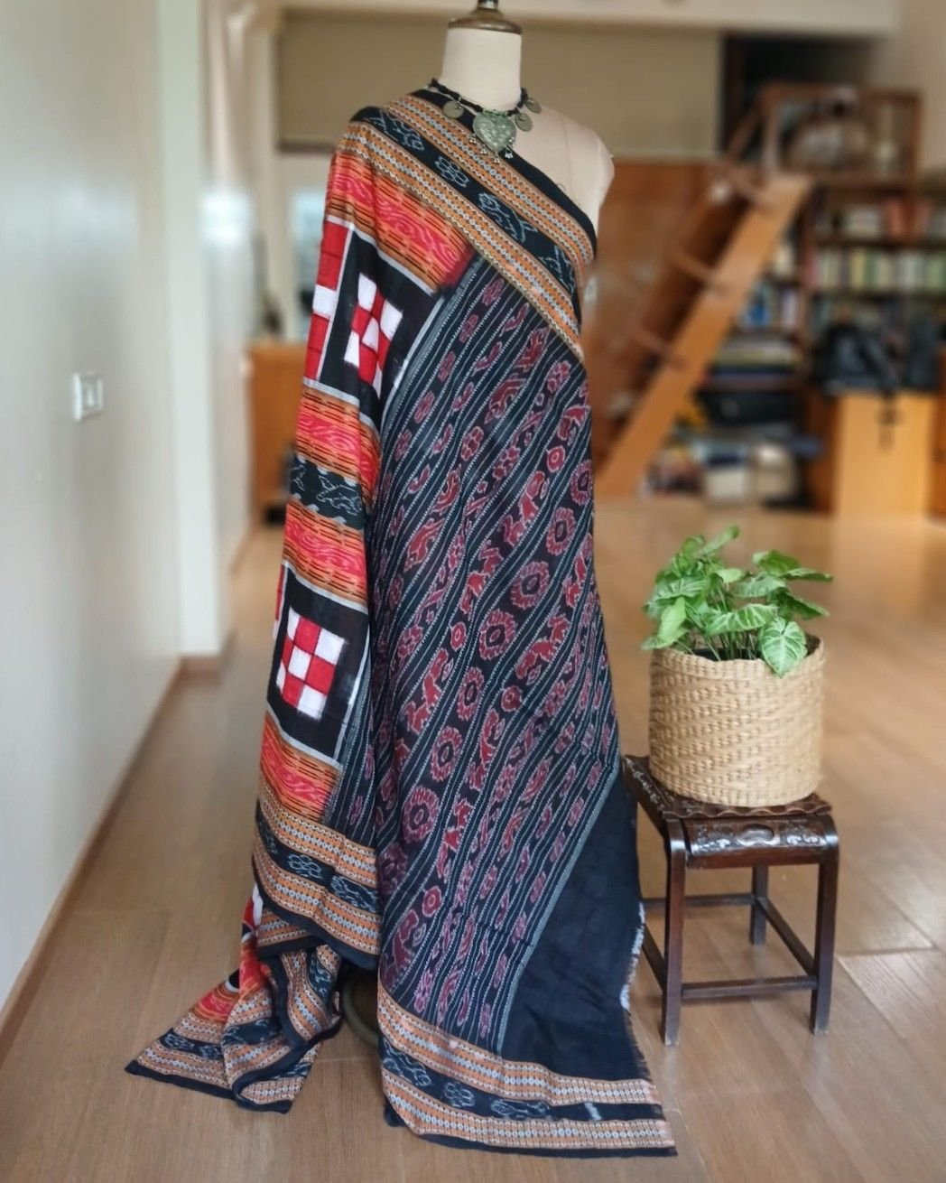Bichitrapuri Sambalpur Double Ikat Saree in Cotton - (SSIS0004) - Image 9