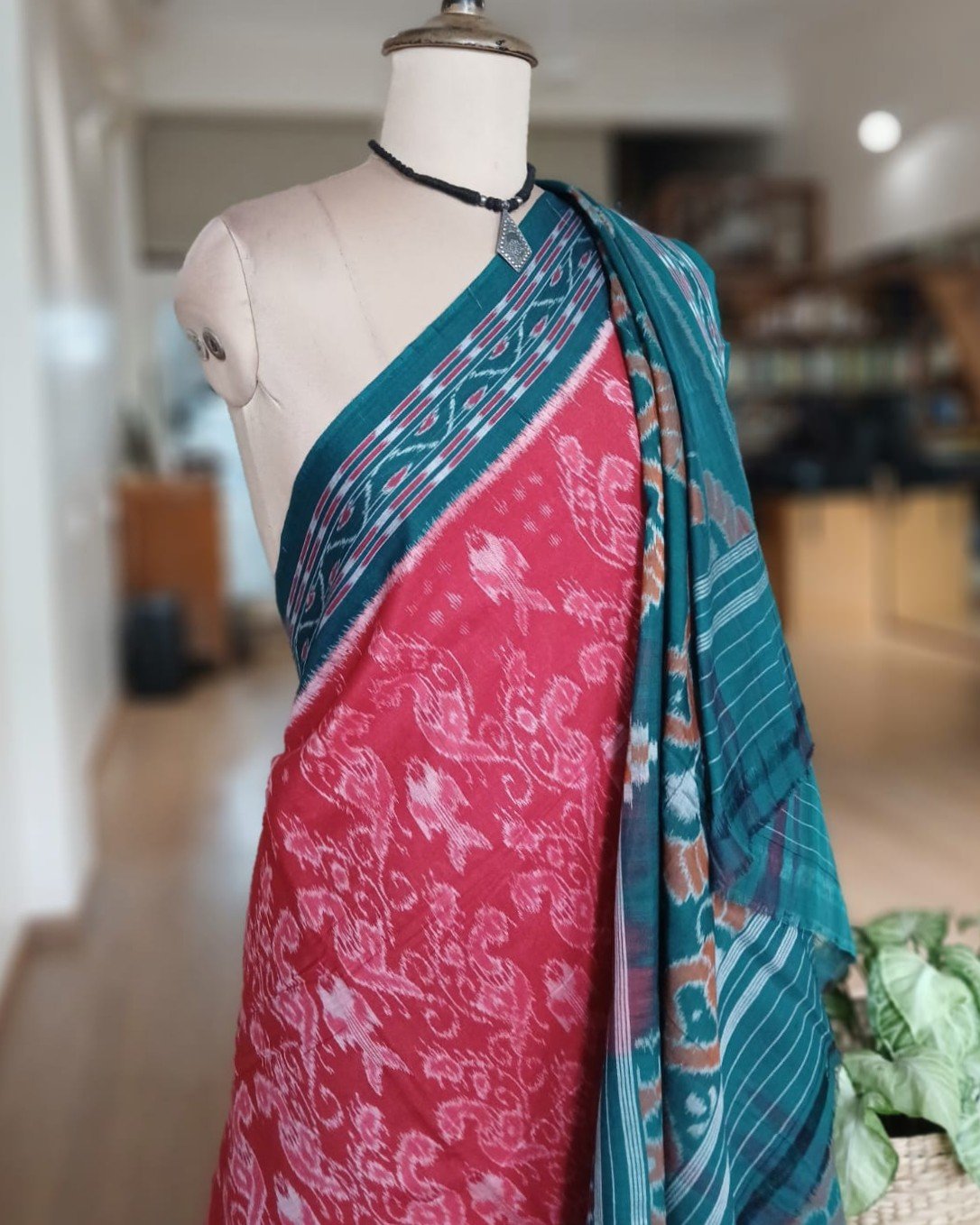 Nuapatna Single Ikat Handloom Saree - (NSIS0053) - Image 2