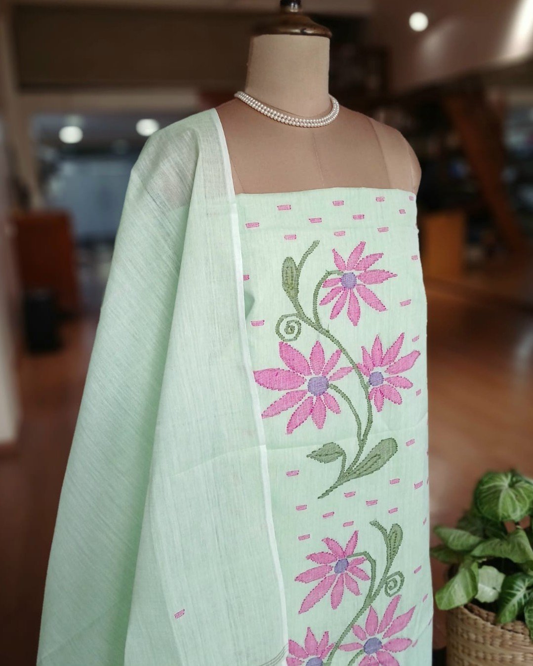 Manipur Handloom 3-piece Salwar Set - (MHSS0025) - Image 5