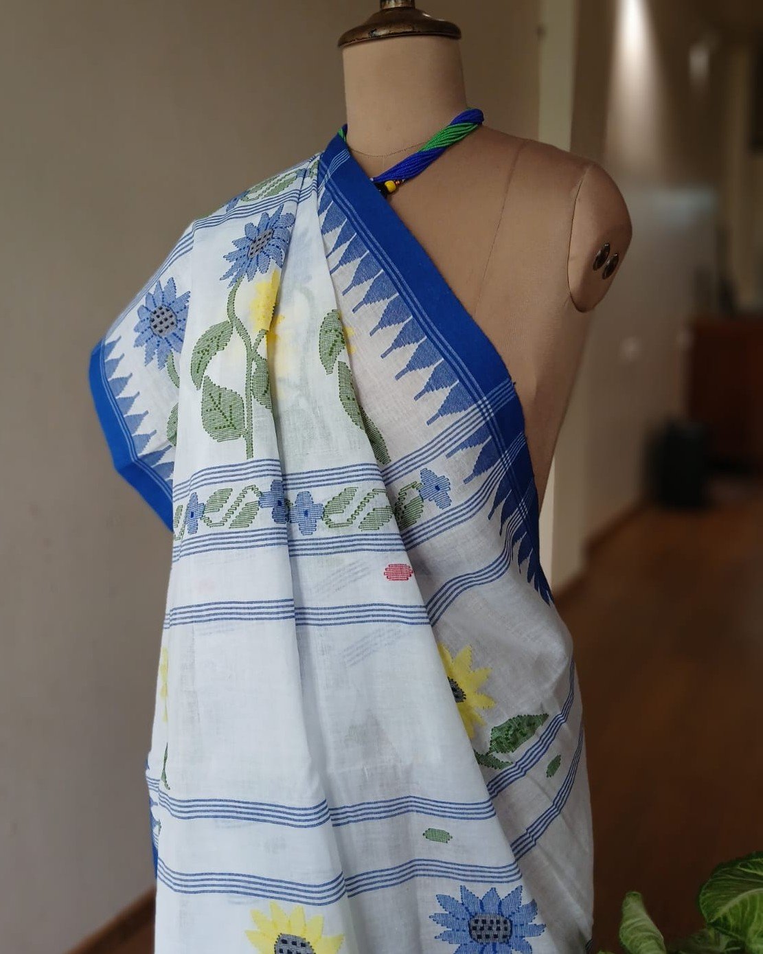 Moirang Phee Handweave Saree from Manipur - (MPHS0001) - Image 9