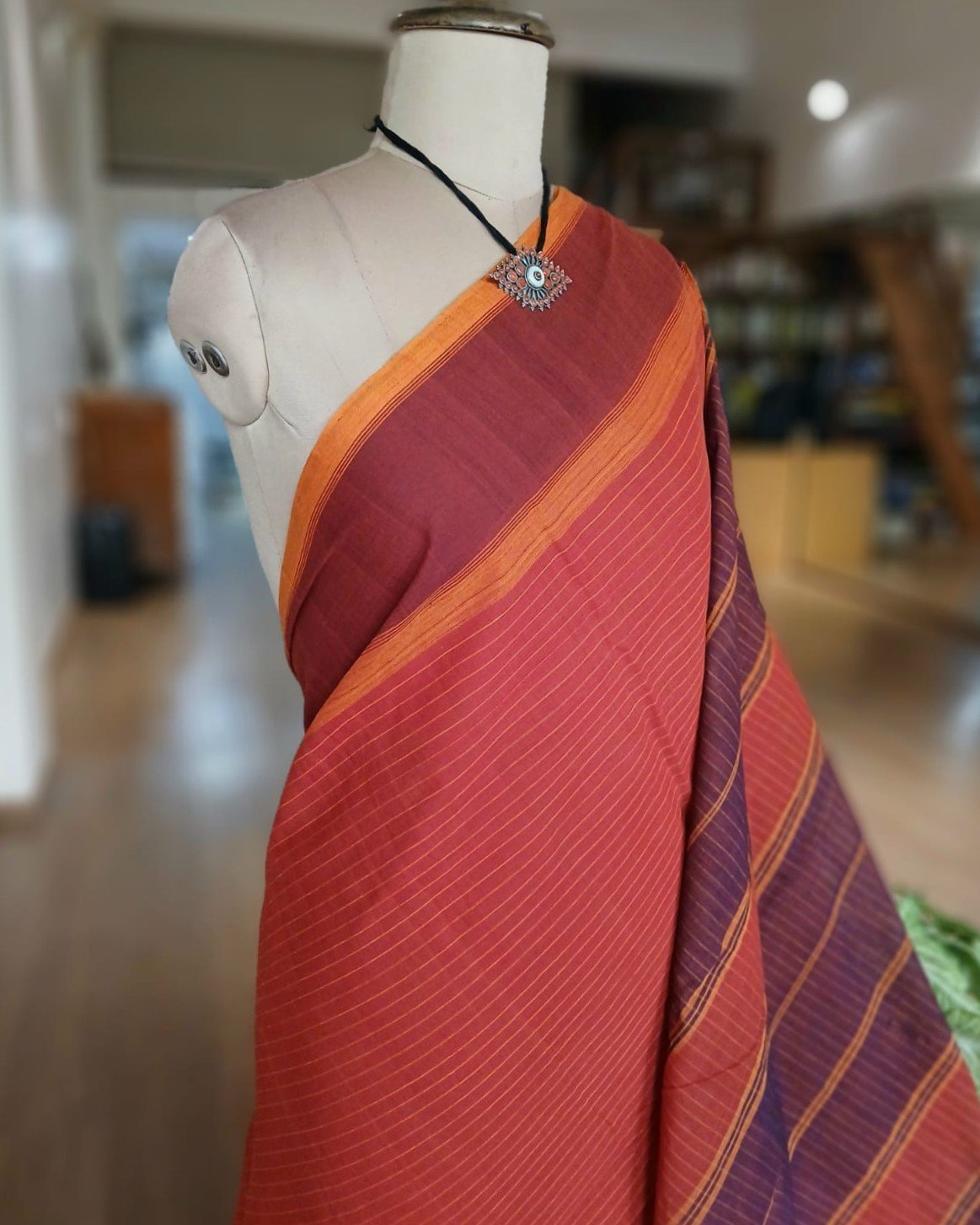 Classic Handwoven 40-count Kandangi from Chettinad – (CHKS0031) - Image 2