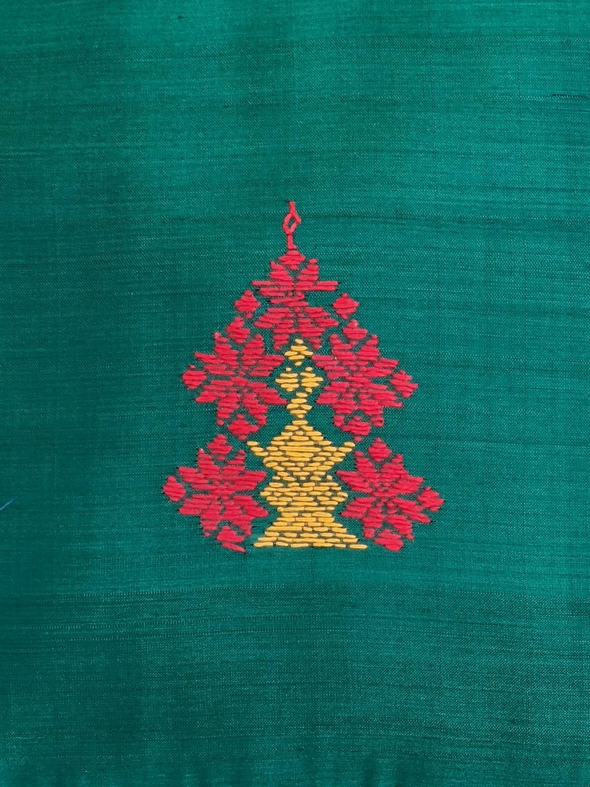 Kasuti Embroidered Silk Purse - (KSTP1020) - Image 3