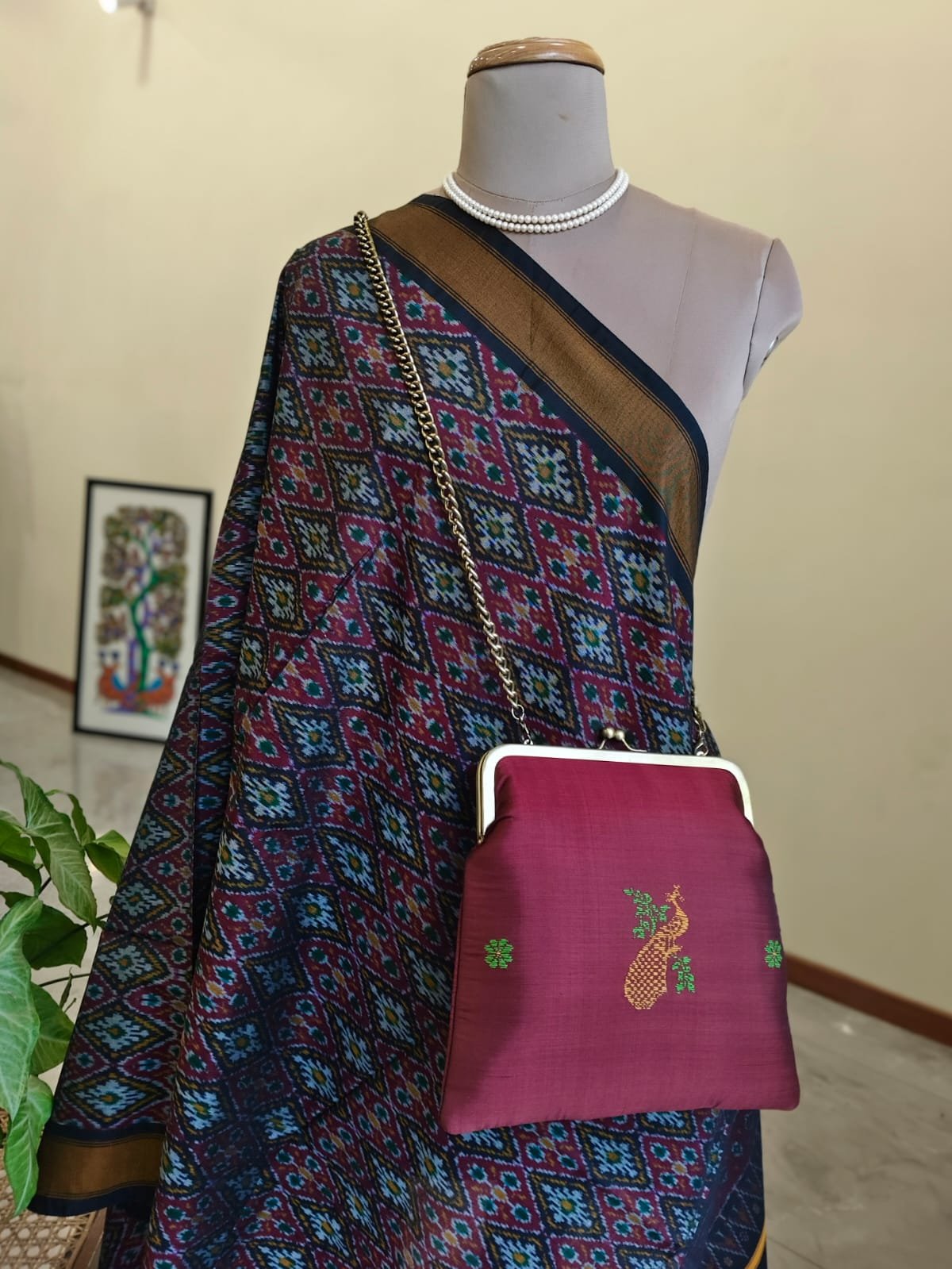 Kasuti Embroidered Silk Purse - (KSTP1025) - Image 2