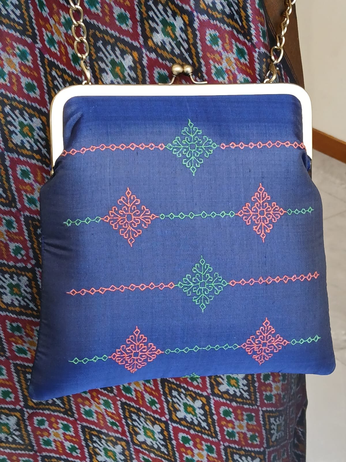 Kasuti Embroidered Silk Purse - (KSTP1024)