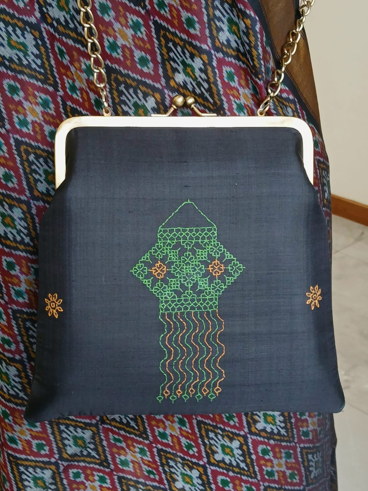 Kasuti Embroidered Silk Purse - (KSTP1023)