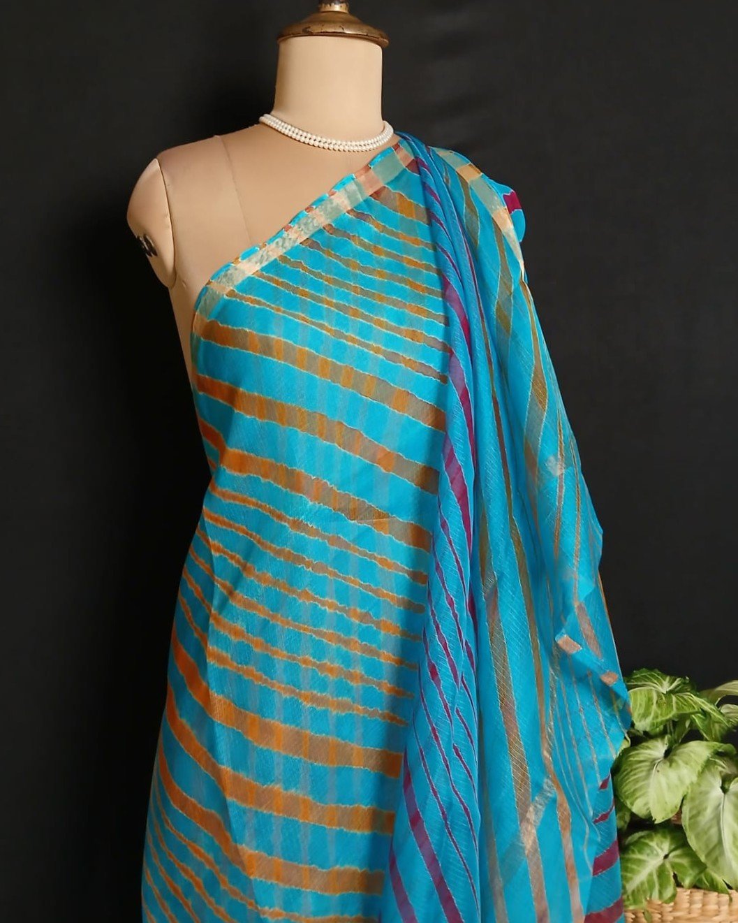 Hand tie-dye Leheriya on Kota Silk (HTKS1048)