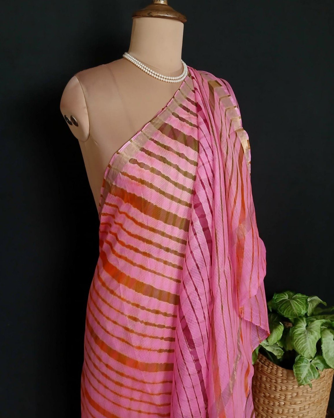 Hand tie-dye Leheriya on Kota Silk (HTKS1043)