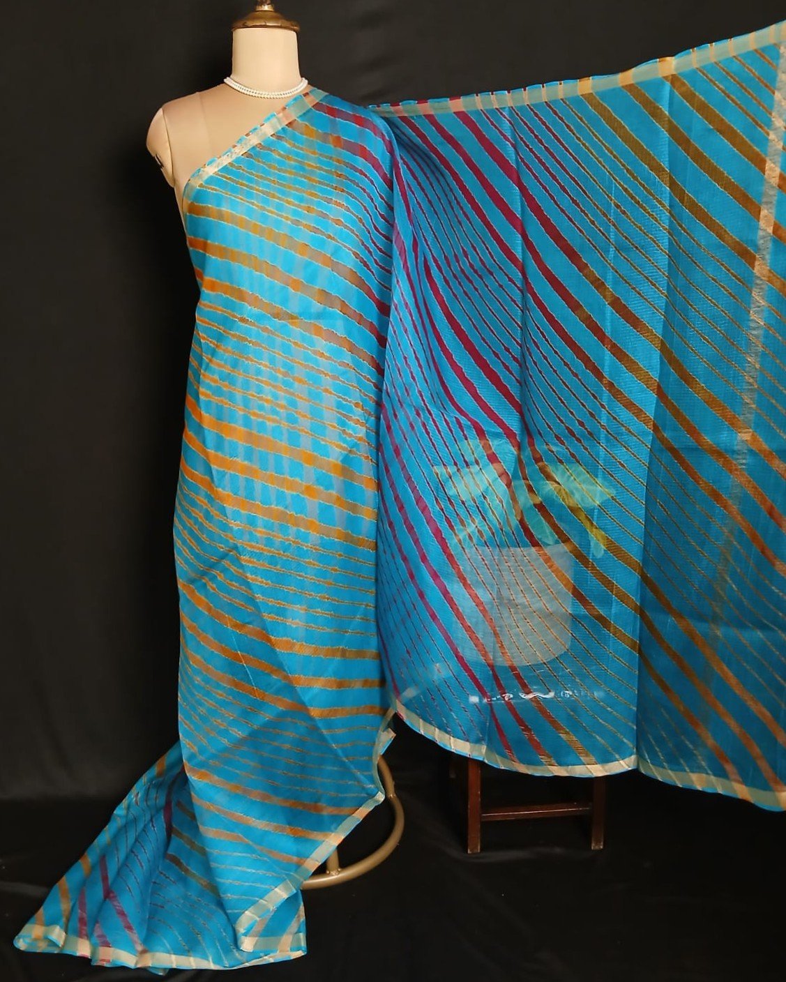 Hand tie-dye Leheriya on Kota Silk (HTKS1048) - Image 3