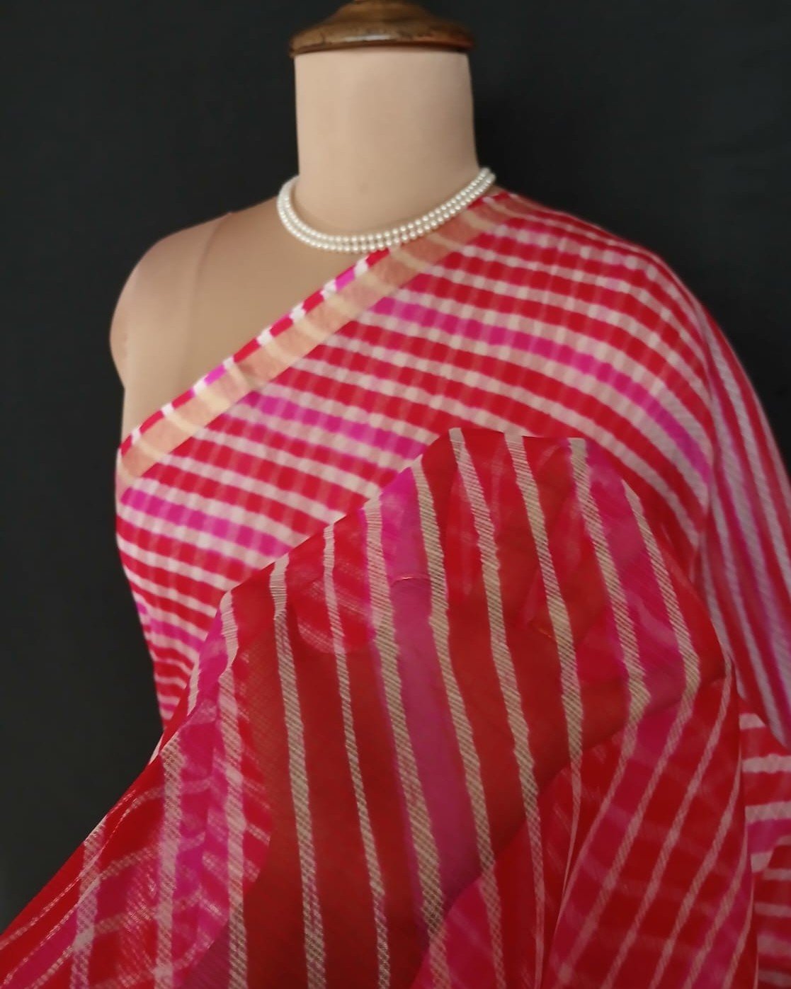 Hand tie-dye Leheriya on Kota Silk (HTKS1034) - Image 3