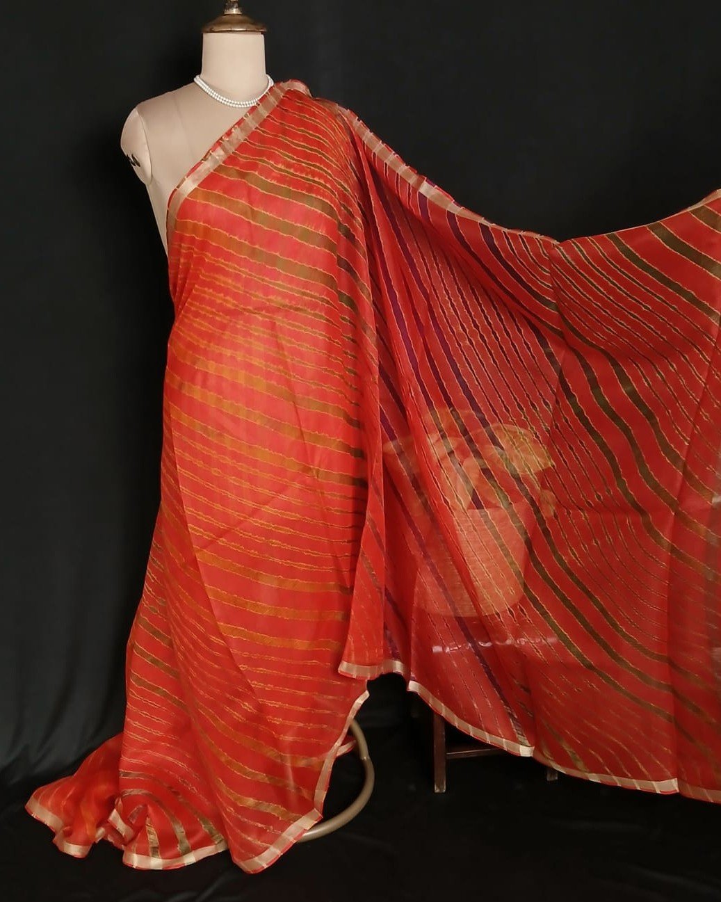 Hand tie-dye Leheriya on Kota Silk (HTKS1041) - Image 4