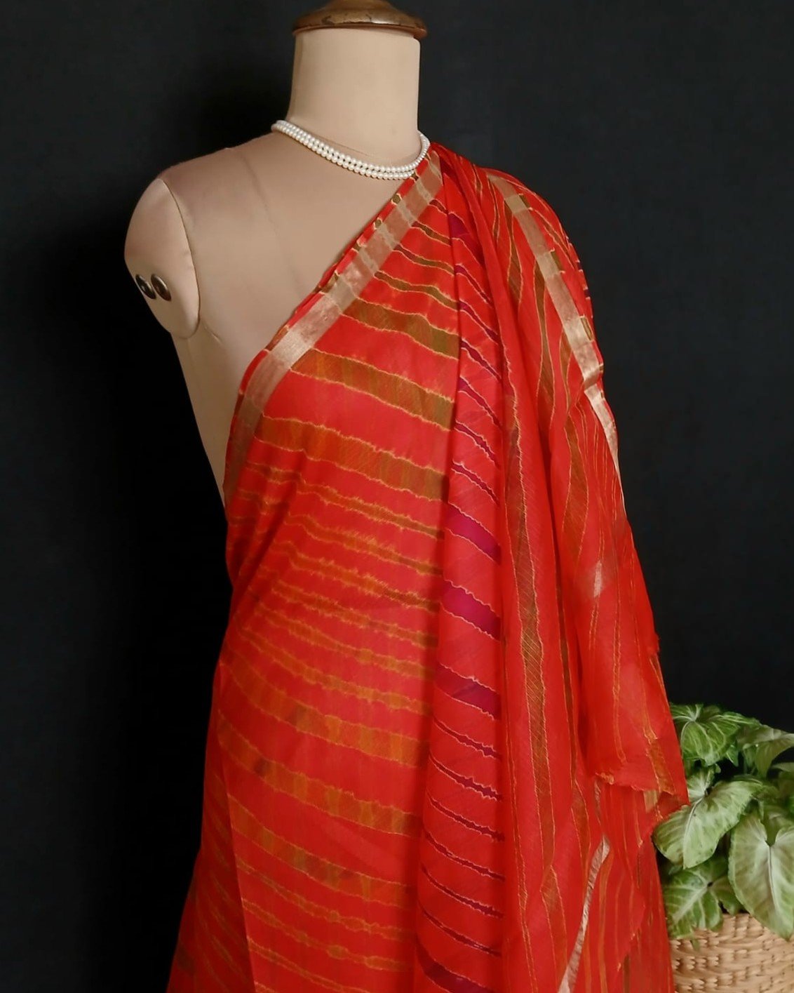 Hand tie-dye Leheriya on Kota Silk (HTKS1041)